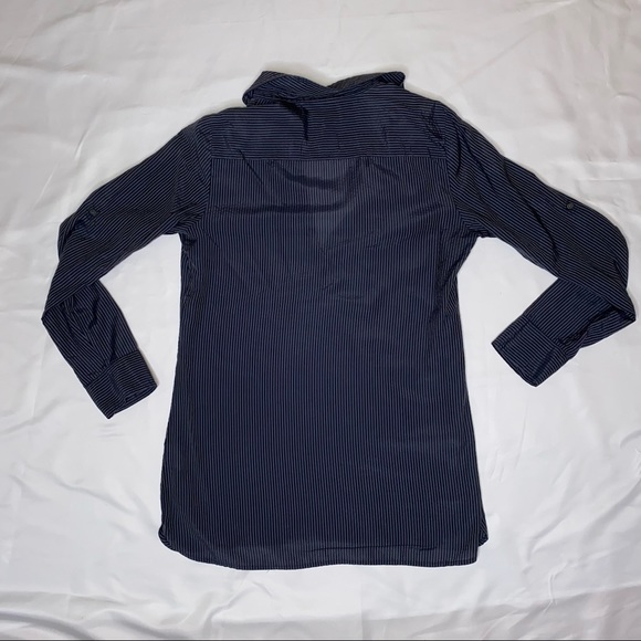 Banana Republic striped Long Sleeve blouse - Picture 4 of 4